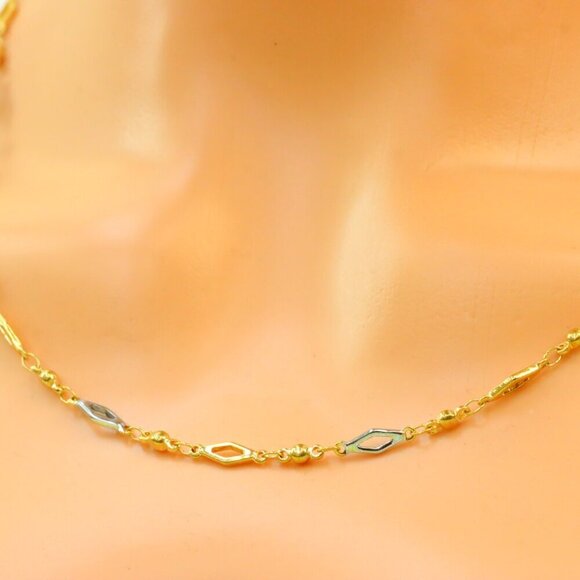 Minimalist Necklace, Sleek & Modern Design, Women’s Fashion, YC110387-N - Picture 1 of 10